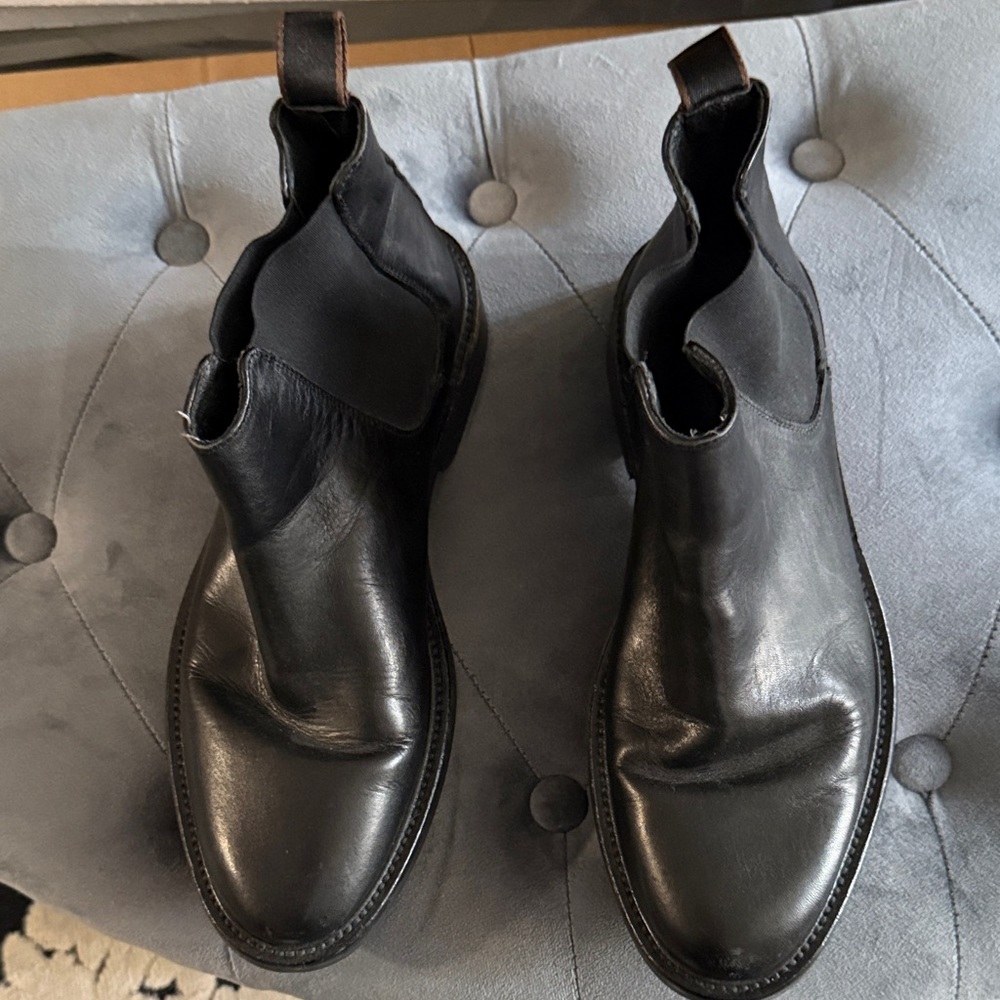 J. Crew Men's Black Leather Chukka Boots